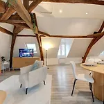 Magnifique Loft Au Pied Du Tram - Wifi - Bureau *