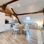 Magnifique Loft Au Pied Du Tram - Wifi - Bureau *