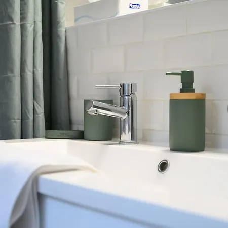 Апартаменты Magnifique Loft Au Pied Du Tram - Wifi - Bureau